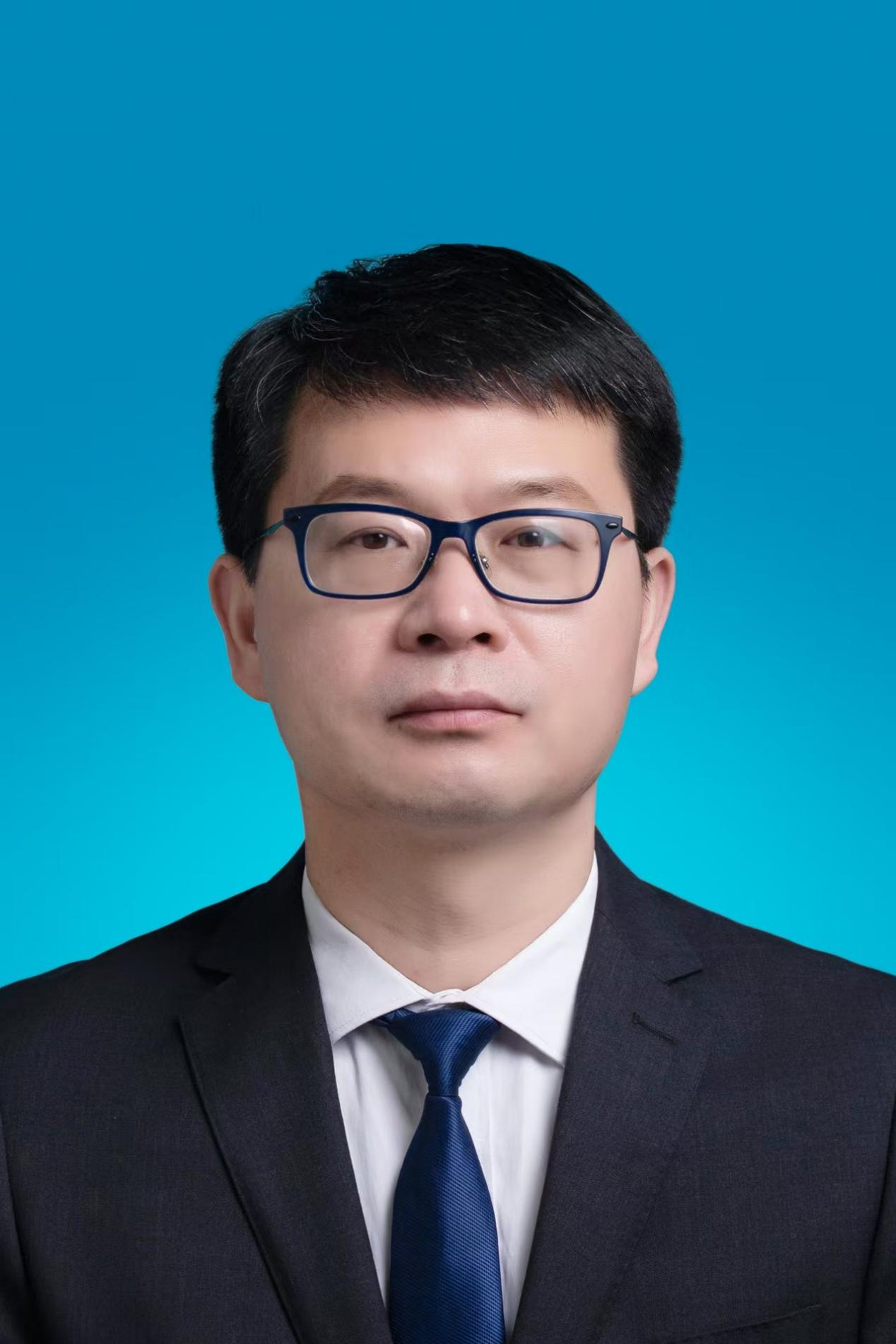 杨蓬伟